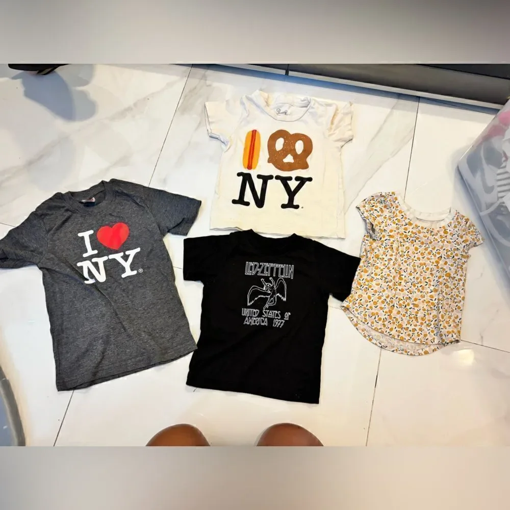 2T tshirt bundle #13 - Picture 9 of 10